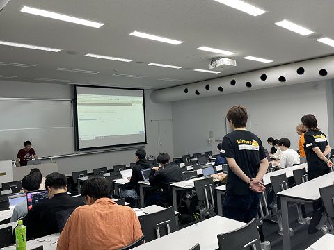 kintoneワークショップの様子3(はこだて未来大学)