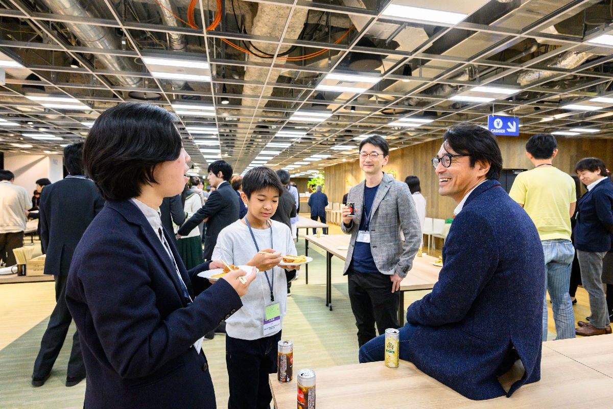懇親会の様子