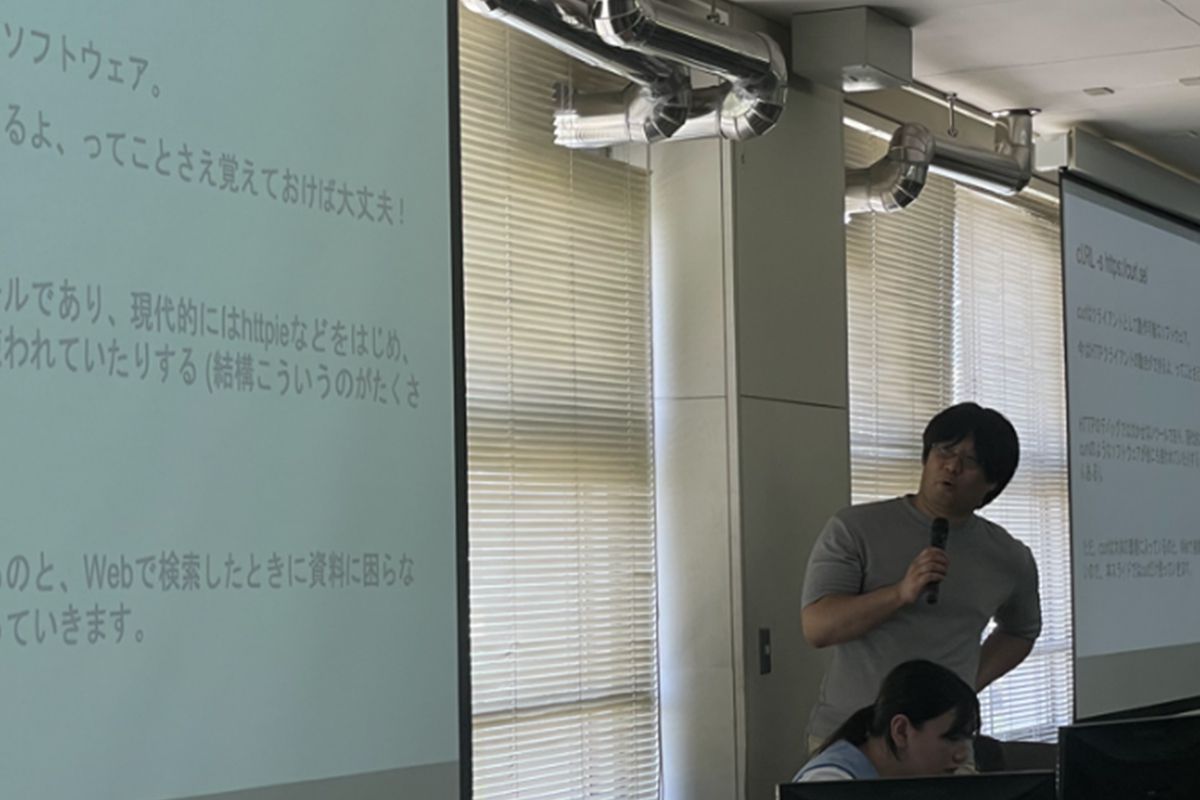穎川様による講義の様子